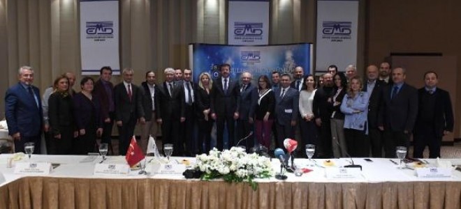 Bakan Zeybekci: 'KGF teminatlı kredilerin geri dönme oranı yüzde 98'