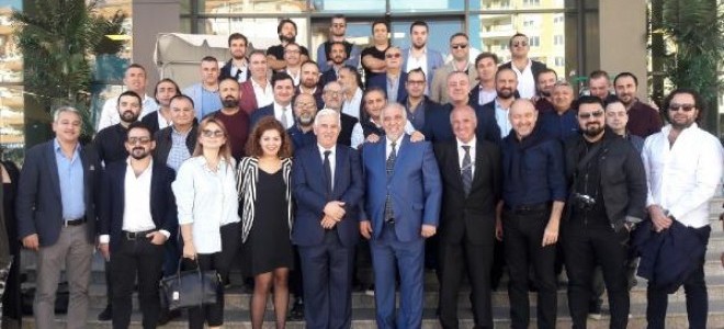 Birleşmiş Markalar Derneği üyeleri Kosova'da