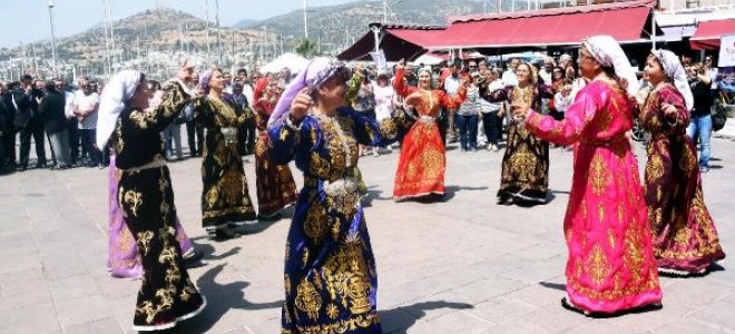 Bodrum Renkli Görüntülerle Turizm Sezonunu Açtı