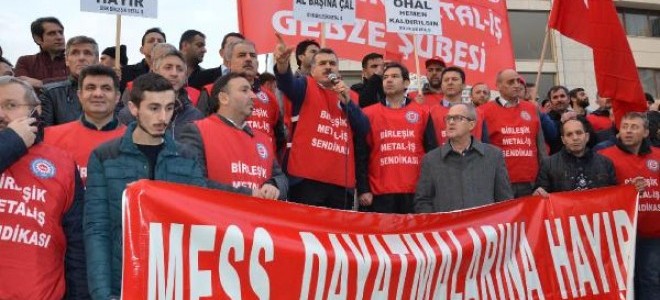 Gebze'de Metal İşçilerinden Protesto