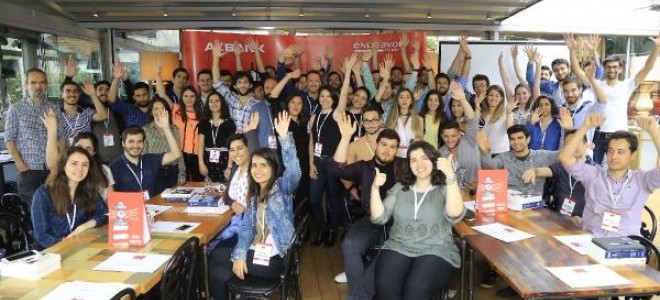 Gençlik Programı Casecampus'un Mezunlarından 60 Kişi Kendi Girişimini Kurdu