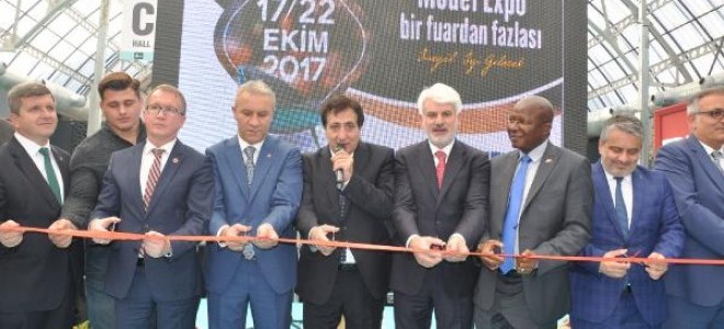 'MODEF EXPO' mobilya fuarı kapılarını dünyaya açtı