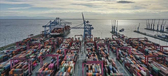 11 aylık dış ticaret açığı 82,7 milyar dolara çıktı