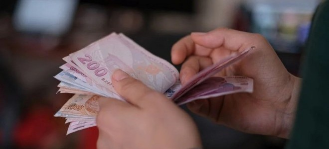 600 bin kamu işçisi hükümetin ilk zam teklifini bekliyor