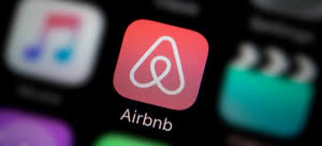 Airbnb kiralık evlerin içine kamera yerleştirilmesini yasakladı