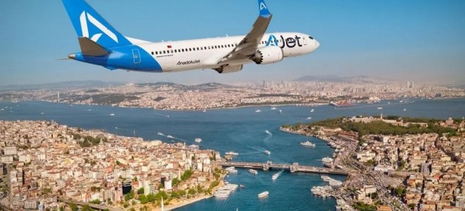 AJet filosunu genişletiyor: SunExpress'ten 9 uçak kiralandı