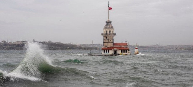 AKOM’dan İstanbul için fırtına uyarısı
