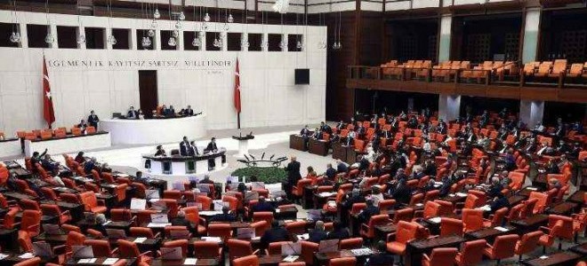 AKP'nin teklifi kabul edildi: Meclis temmuzda tatile girmeyecek