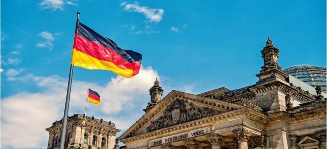 Almanya'da iş dünyasının güveni 2023'e yükselerek başladı