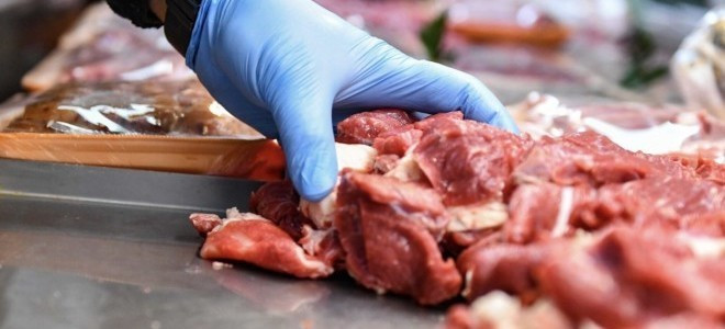 Ankara'da bazı marketlerde et ve tereyağı fiyatları sabitlendi