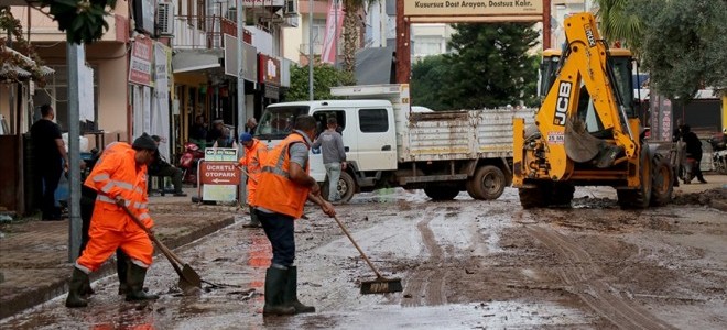 Antalya'da selden etkilenenlere destek ödemeleri başladı
