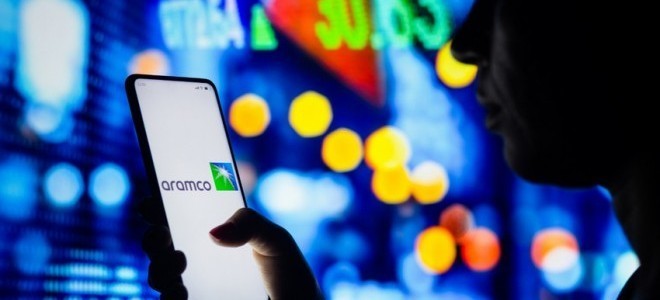 Aramco, ikincil halka arzından 11,2 milyar dolar para toplayacak