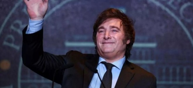 Arjantin'in yeni lideri Merkez Bankası'nı kapatma sözü veren Javier Milei oldu