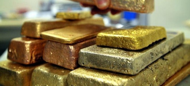 AYM, yurt dışından izinsiz altın getirene para cezasını iptal etti