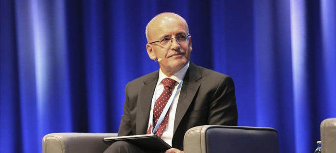 Bakan Şimşek'ten iş dünyasına: Her şeyi devletten beklemeyin