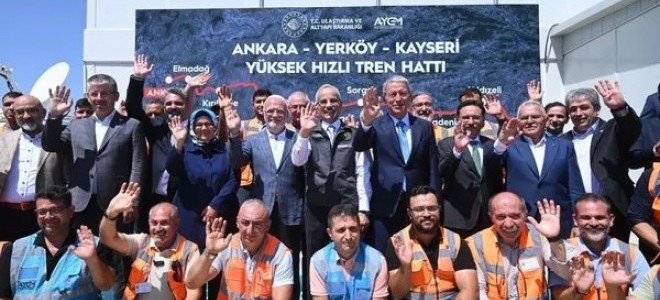 Bakan Uraloğlu açıkladı: Yeni YHT istasyonu geliyor