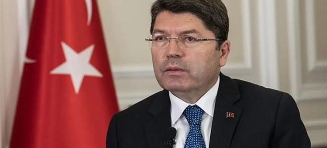 Balıkesir depreminde yıkılan binanın müteahhit ve sahibi gözaltına alındı