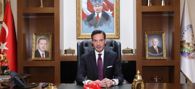 Belediye başkanının odasında dinleme cihazı bulundu