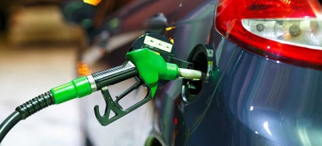 Benzin fiyatlarında bir indirim daha bekleniyor