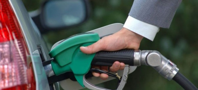 Benzin ve motorine indirim geldi