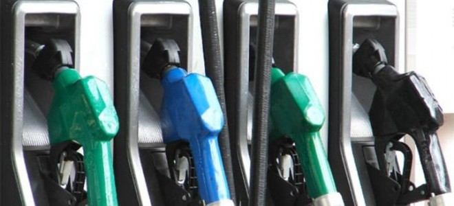 Benzine yeni indirim bekleniyor