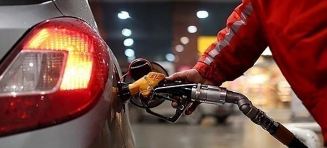 Benzine indirim geldi: 5 ilde güncel akaryakıt fiyatları