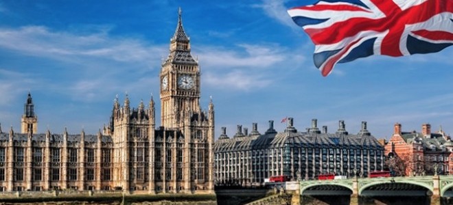 Birleşik Krallık hizmet sektörü büyümesi son 2 yılın en düşüğünde