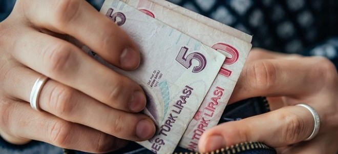 BİSAM: Asgari Ücretli Enflasyon Karşısında Yoksullaştı