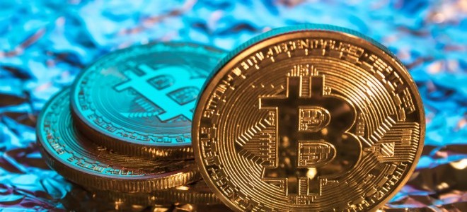 Bitcoin 11 bin doları gördü