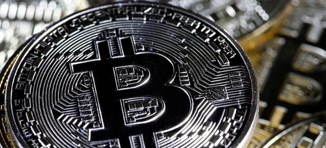 Bitcoin'in değeri 9 bin doların üzerinde