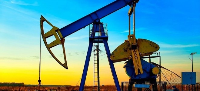 Brent petrol 10 haftanın en yüksek haftalık kazancına yöneldi