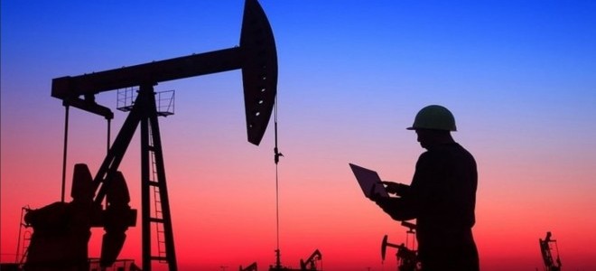 Brent petrolün varili 82,81 dolar