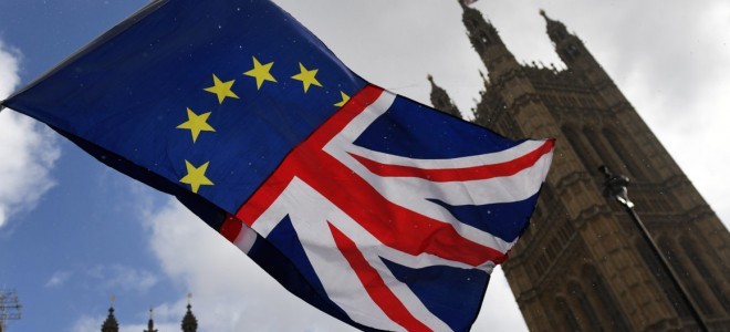 Brexit'e odaklanan Avrupa piyasaları açılış öncesinde yükseldi