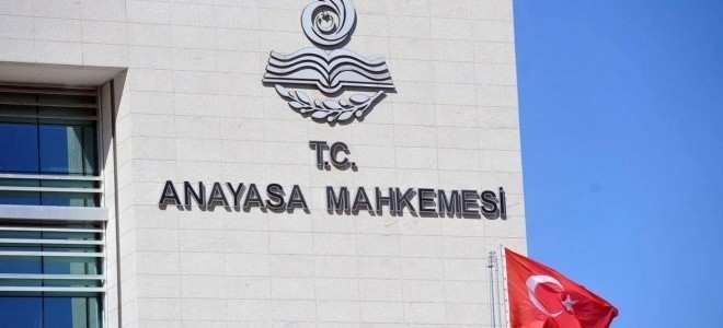 CHP’den e-ticarette lisans ücreti düzenlemesinin iptali için AYM'ye başvuru