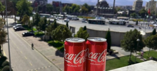 Coca CoIa, zorlu koşullara rağmen satış hacmini artırdı