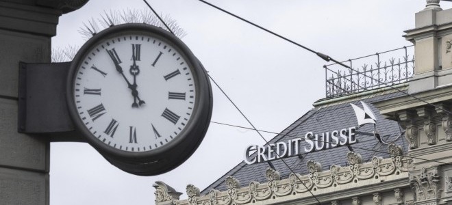 Credit Suisse'ten bankacıların primine sınırlama