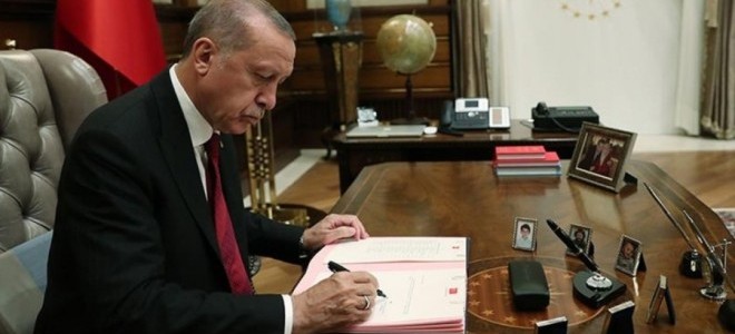 Cumhurbaşkanı Erdoğan 5 genel müdür yardımcısını görevden aldı