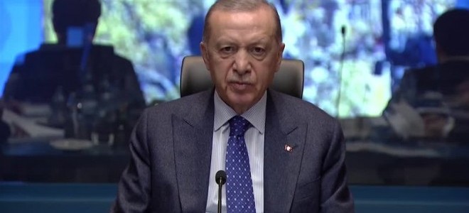 Erdoğan: Hasarlı binalardan uzak durulmalı