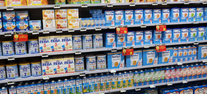 Danone, bazı bebek mamalarını raflardan çekiyor