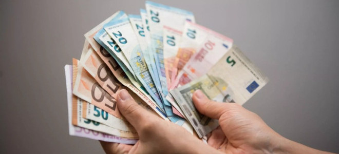 Deutsche Bank'tan dolar ve euro analizi