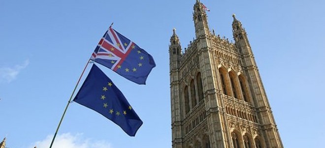 Doğu Asya piyasaları Brexit oylaması öncesinde yükseldi