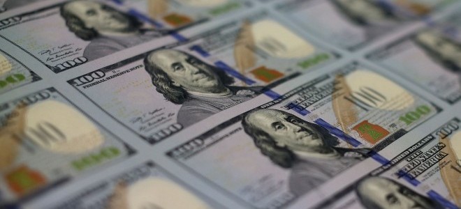 Dolar sabah saatlerinde yeni tarihi rekor düzeye tırmandı