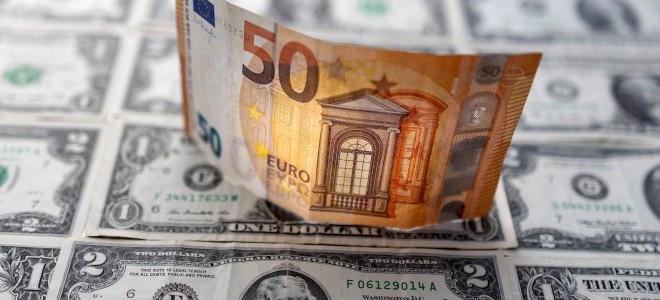Dolar, euro karşısında 9 ayın en düşük seviyesinde