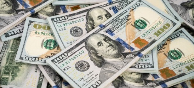 Dolar, Merkez Bankası'nın faiz kararı sonrası geriledi