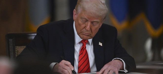 Donald Trump'tan 14 ülkeye tarife mektubu