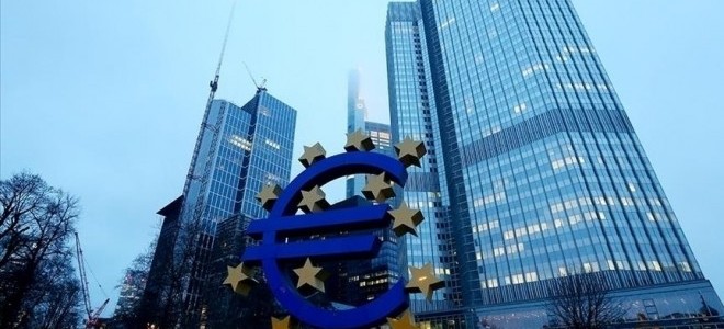 ECB tahvil alımlarını sonlandırdı, temmuz ve eylülde faiz artışlarını işaret etti