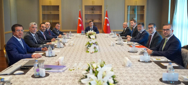 Ekonominin patronlarından kalıcı refah vurgusu