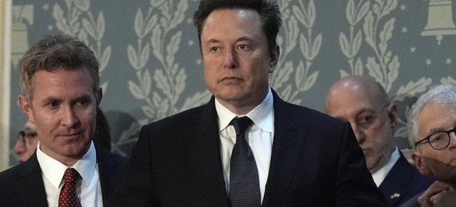 Elon Musk, ABD’de evden çalışmayı kaldırmaya hazırlanıyor