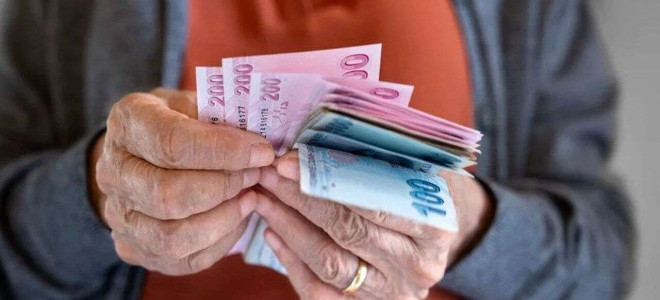 En düşük emekli aylığında fark ödemelerinin tarihi netleşti