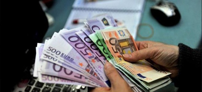 Euro 4.90, Dolar 4.04 Lirada, Borsa Yükseldi